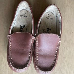 Footmates kids loafer. Size 1